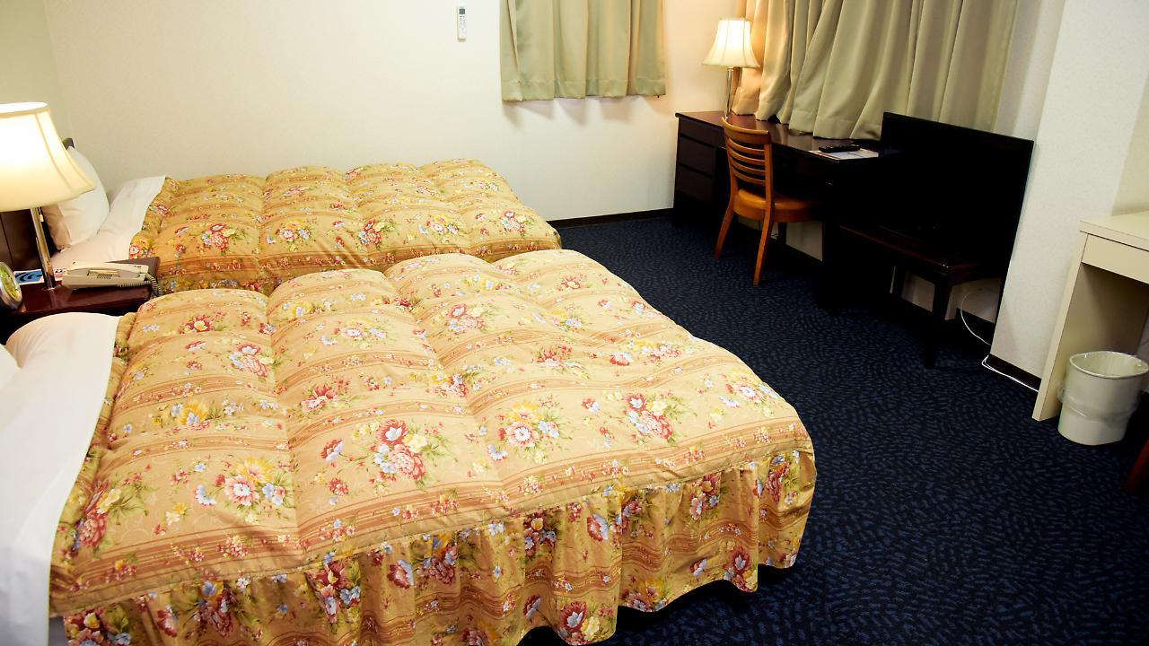 Business Hotel Shuttle Kumamoto Extérieur photo