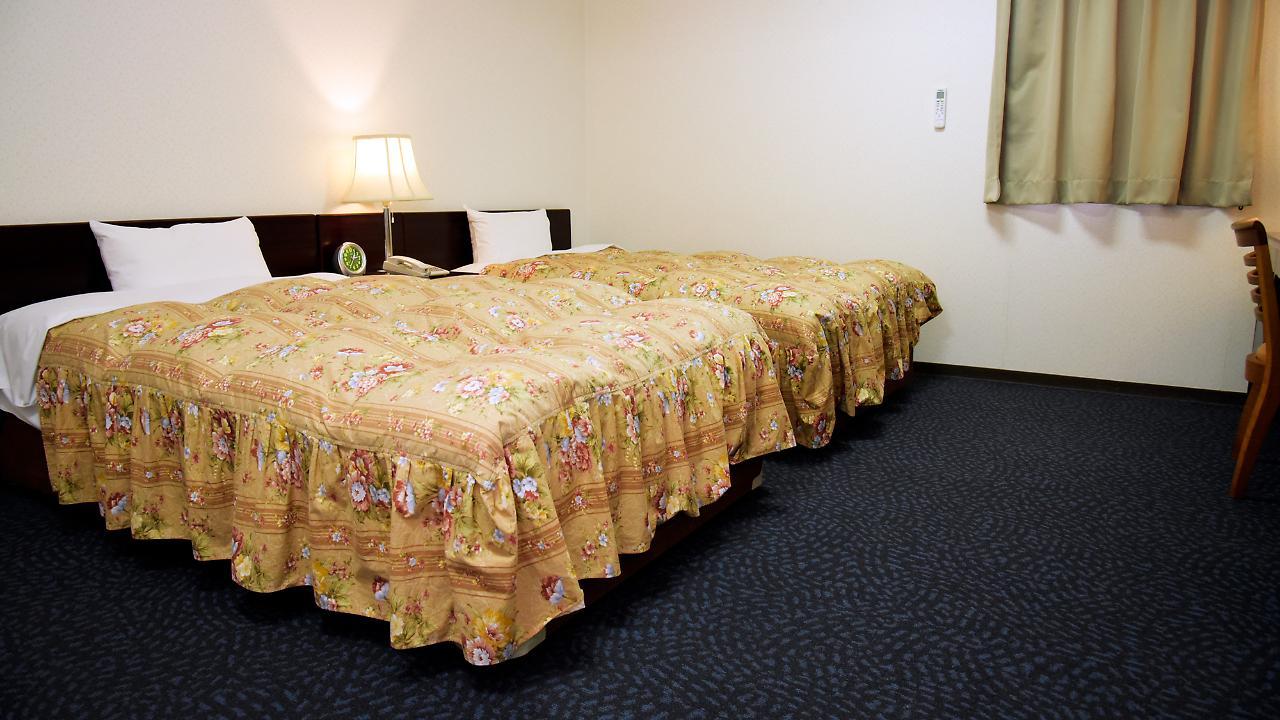 Business Hotel Shuttle Kumamoto Extérieur photo